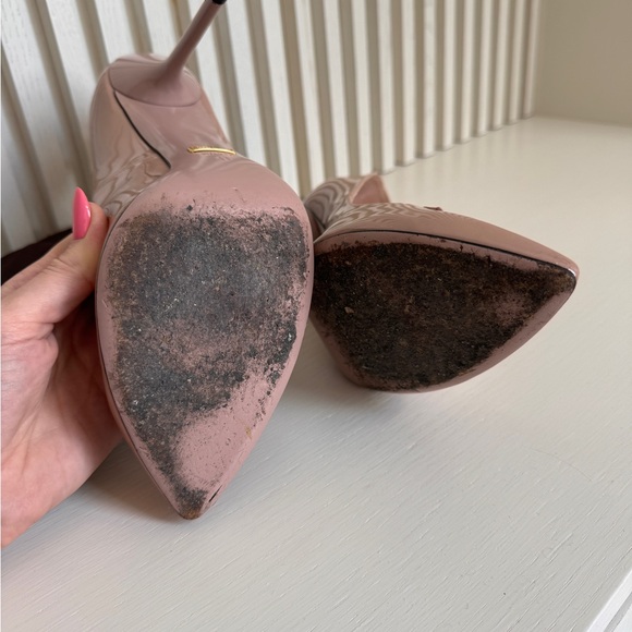Vintage Gucci Nude Heels - Picture 5 of 6